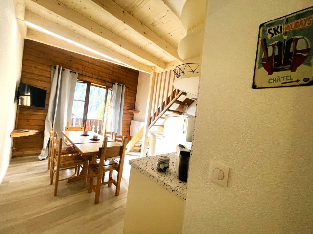 Apartment for 4 people, Chalet de l'Oy, Loy Châtel, Living room, Snowboarding (ALT)