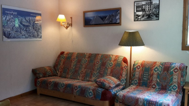 Appartement 4 personnes, Résidence les VOINETTES, Salon, Châtel haute-savoie