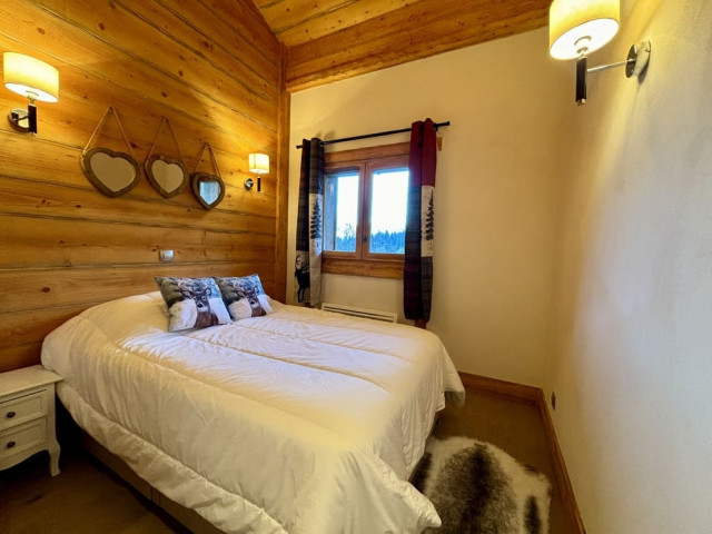 Appartement 5D dans résidence Les Chalets d'Angèle, Châtel, Chambre double, Remontées mécaniques