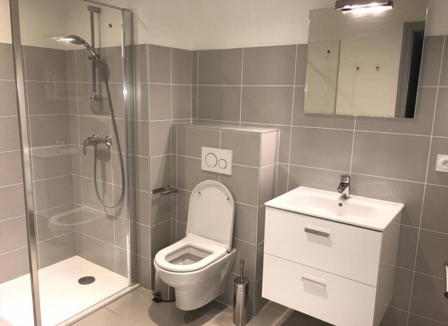 Appartement 6/8 personnes à Châtel résidence 360 centre du village salle de douche