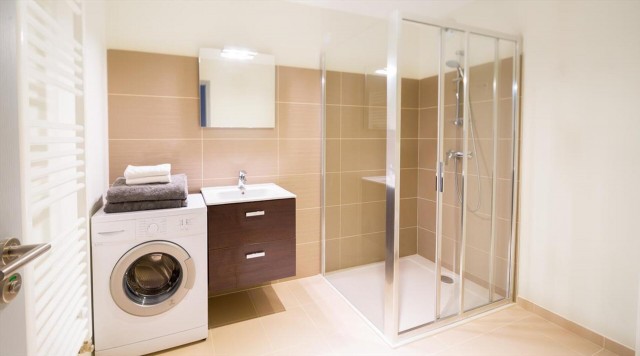 Appartement 6 personnes à Châtel résidence 360 centre du village salle de douche
