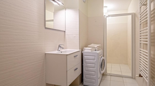 Appartement 6 personnes à Châtel résidence 360 centre du village salle de douche