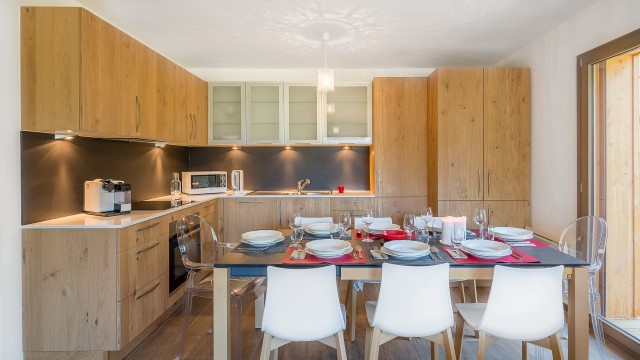 Appartement 6 personnes à Châtel résidence 4 élèments coin cuisine et repas