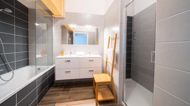 Appartement 6 personnes à Châtel résidence 4 élèments salle de bain