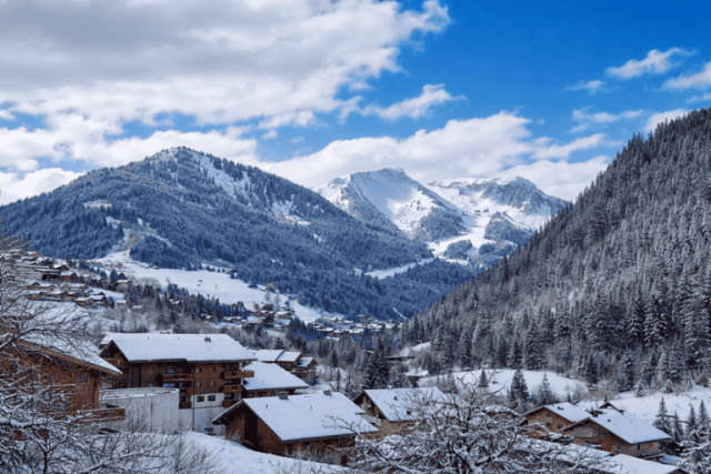 Apartment for 6 people, MARGUERITES Residence, balcony view, Châtel Vallée d'Abondance