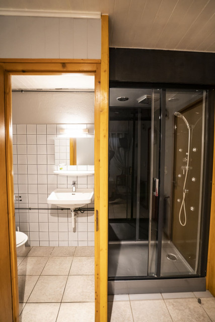 Appartement 8 personnes Chalet Les Pensées, salle de bain, Châtel Réservation