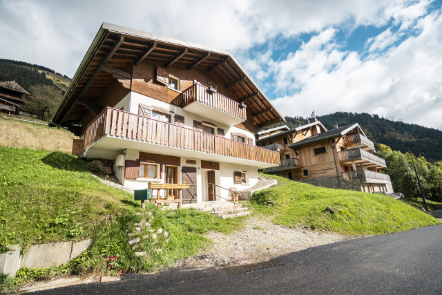 Appartement 8 personnes Chalet Les Pensées, vue extérieure, Châtel Réservation