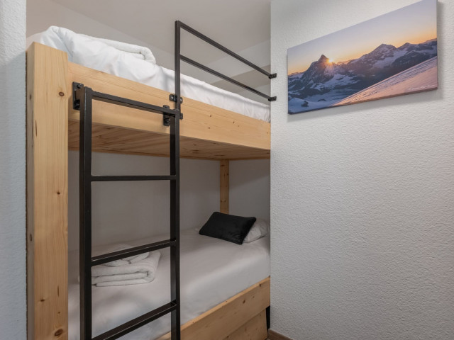 Apartment in Châtel, 4 elements residence, Room with two bunk beds, Châtel French Alpes