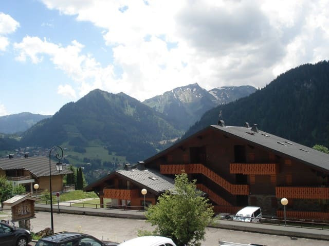 Apartment Bel Horizon 3, sunny view over Châtel, mountain family holiday