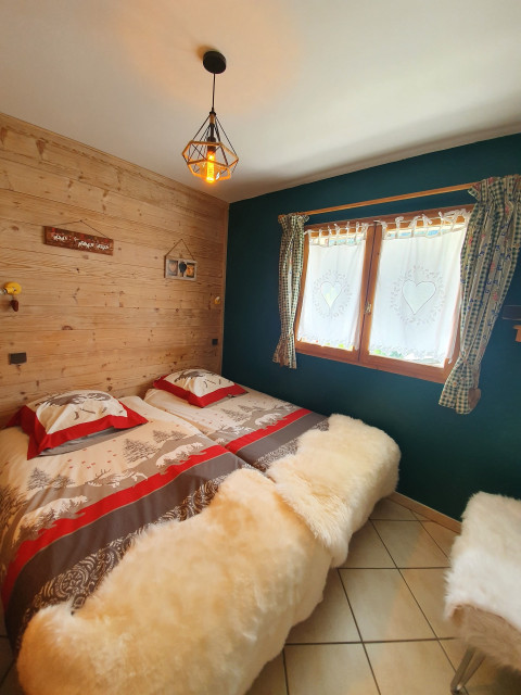 Appartement BOULE DE NEIGE, Chambre 2 lits simples, Châtel Raclette 74