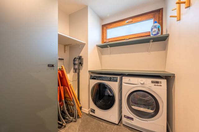 Apartment Caribou 4, Laundry room, Chatel Fresh air