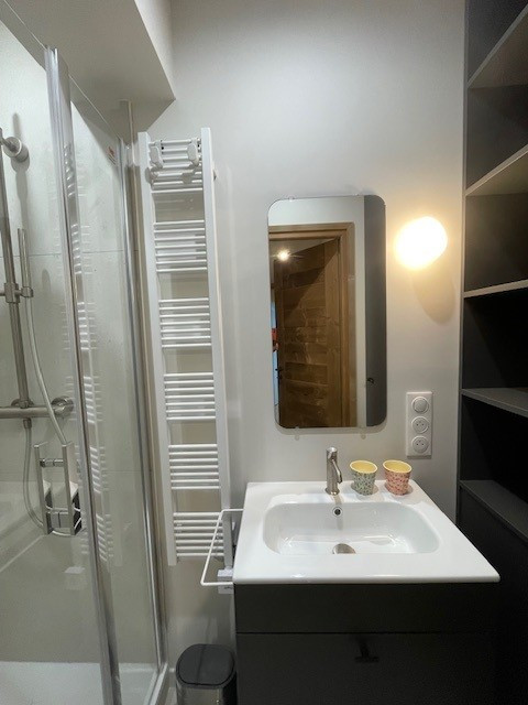 Apartment Caribou 4, Shower room, Châtel 74390