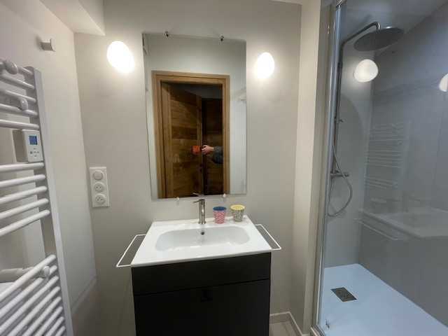 Apartment Caribou 4, Shower room, Ski slope