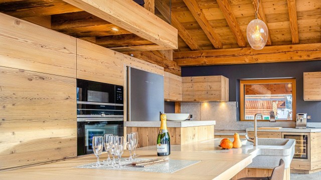Appartement dans chalet CHATOU HAUT, 14 personnes, Châtel, cuisine équipée