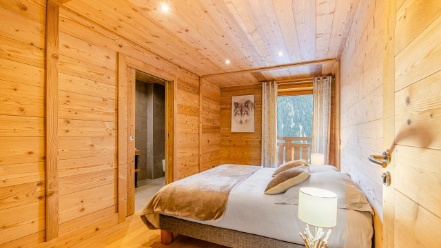 Apartment in chalet CHATOU HAUT, Bedroom with shower room, Châtel Luxury 74