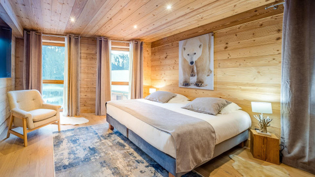 Apartment in chalet CHATOU HAUT, Bedroom double bed, Châtel Booking 74