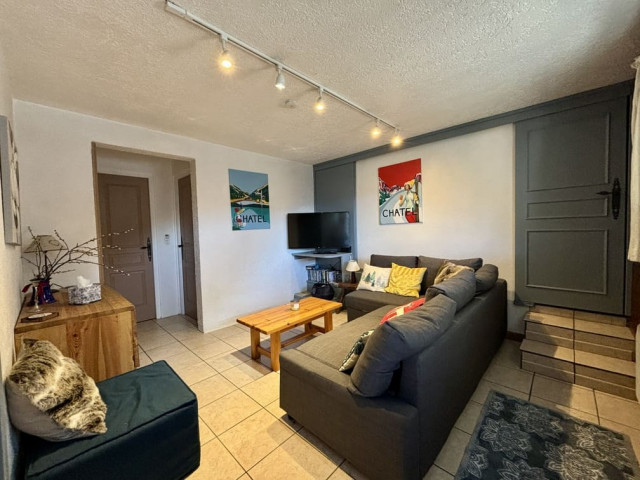 Apartment in Chalet des Iris, Chatel, Living room, Ski equipment rental