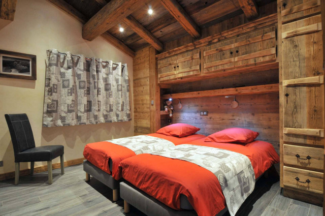 Apartment in Chalet Imelda, Bedroom 2 single bed, Châtel Winter 74