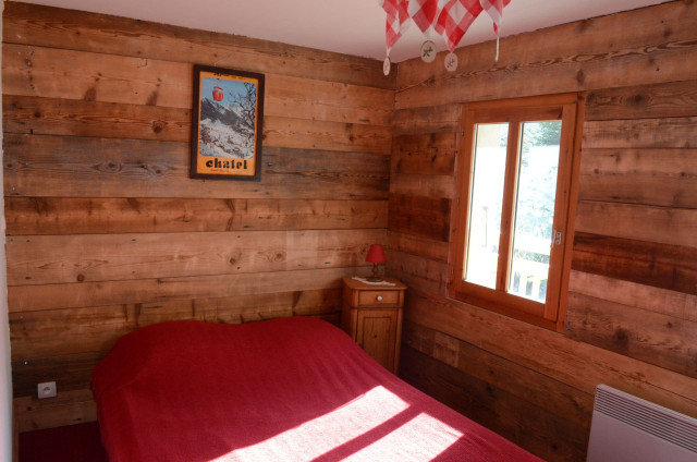 Appartement dans chalet la clairière, chambre 1 lit double, Châtel