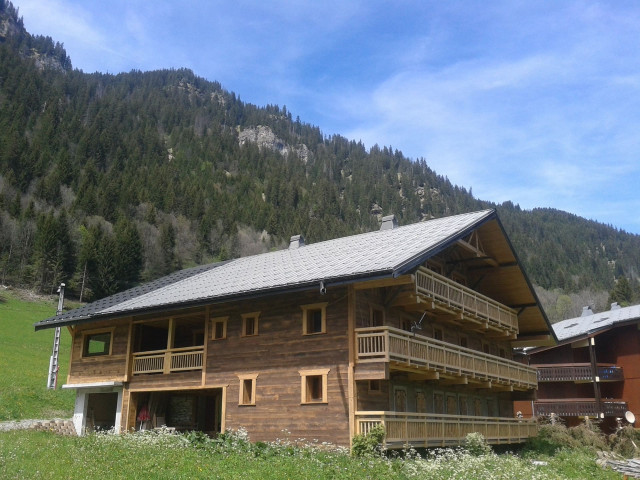 Appartement dans chalet la clairière, vue du chalet, Châtel Haute Savoie