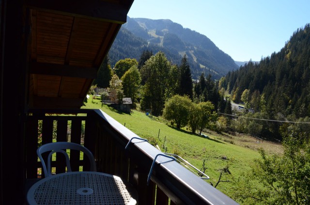 Appartement dans chalet le Bivouac, balcon, Châtel