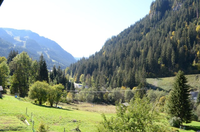 Appartement dans chalet le Bivouac, vue depuis le balcon, Châtel