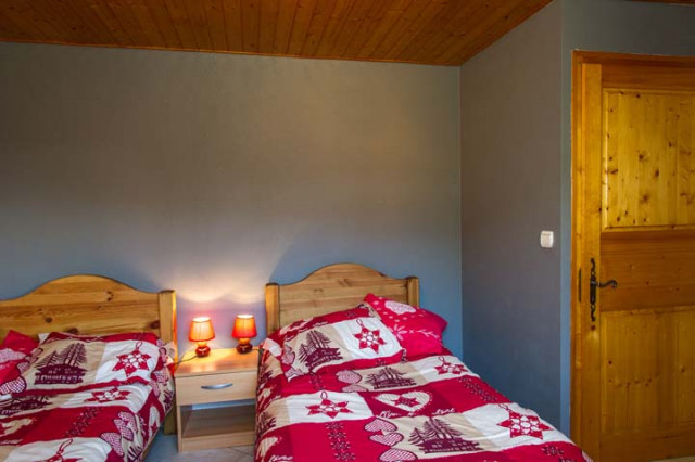 Apartment in chalet the marmouset, Bedroom, Châtel Rental