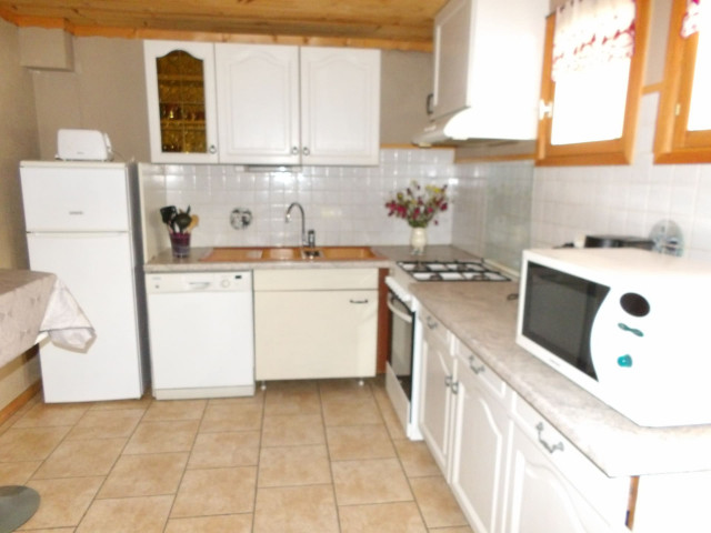 Apartment in chalet the marmouset, Kitchen, Châtel 74390