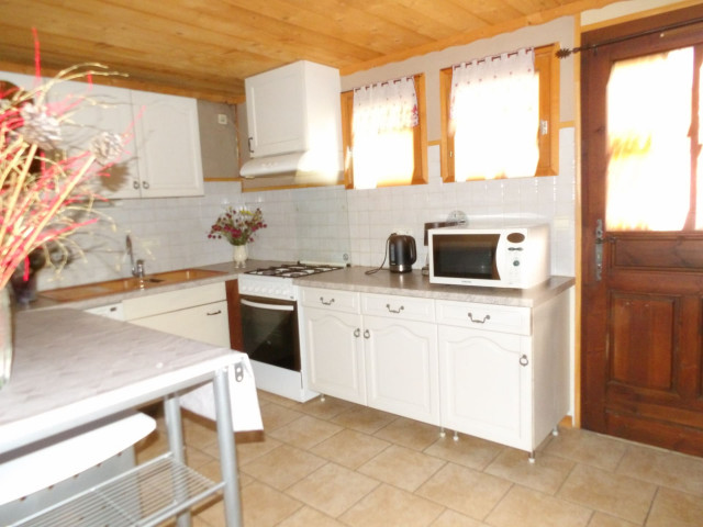 Apartment in chalet the marmouset, Kitchen, Châtel Chairlift 74