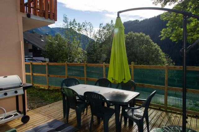 Apartment in chalet the marmouset, Terrace, Châtel 74390