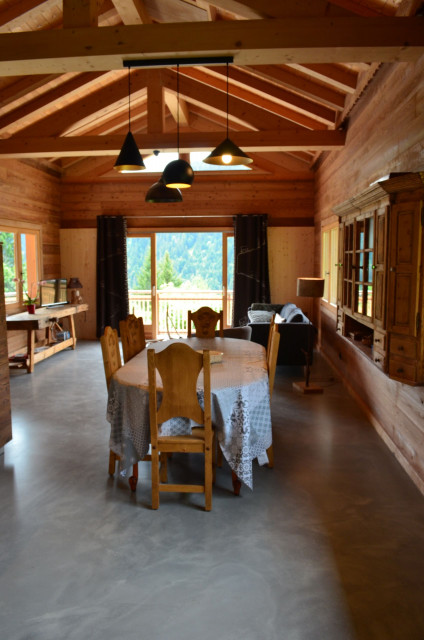 Apartment in chalet Les Greniers, Living room, Châtel Mountain 74