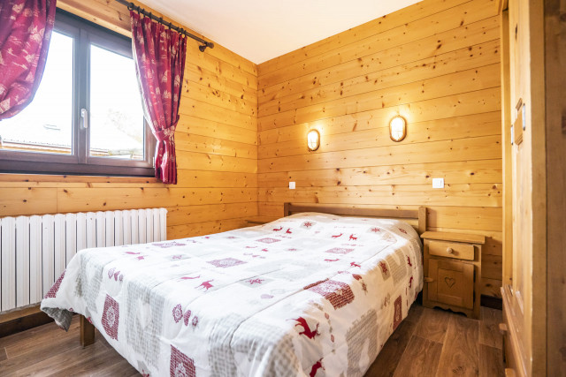 Apartment in chalet Pensée des Alpes, Bedroom 1 double bed, Châtel Ski rental