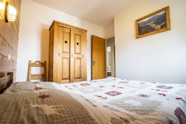 Apartment in chalet Pensée des Alpes, Bedroom 1 double bed, Châtel Portes du Soleil