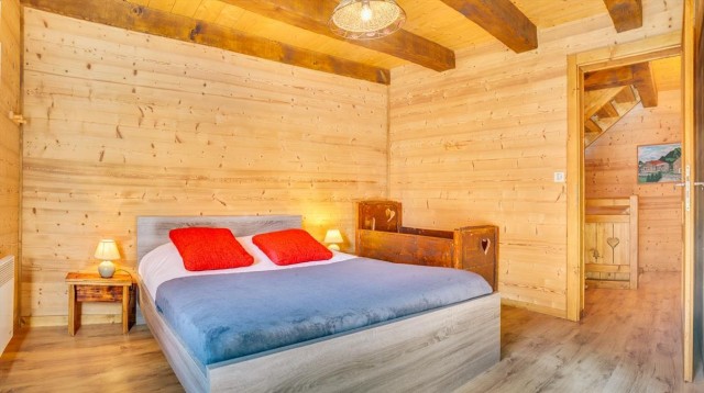 Appartement dans chalet PONT A, 8/9 personnes, La Chapelle d'Abondance, chambre double