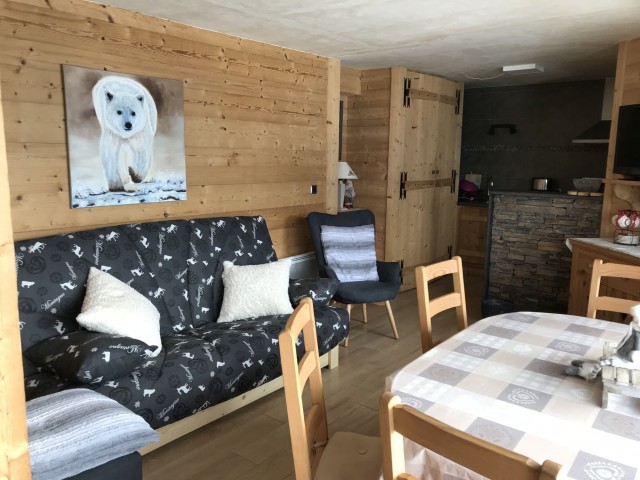 Apartment in Chalet Refuge du Berger Living room Châtel 74