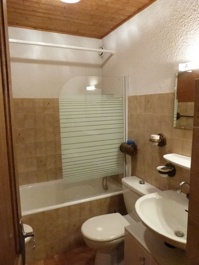 Appartement dans résidence Le Moulin, Salle de bain, Châtel Alpes 74