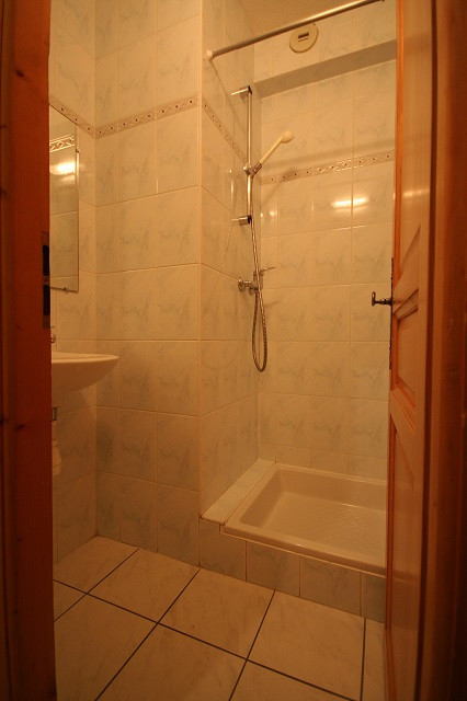 Apartment Echo des Montagnes 2, bathroom, Châtel vacation mountain ski snow	