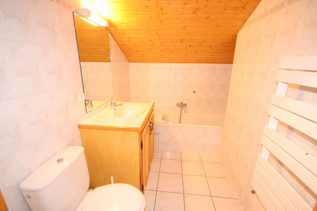 Apartment Echo des Montagnes 5, bathroom, Châtel Les Portes du Soleil