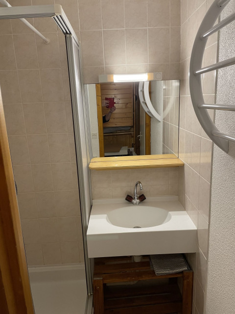 Appartement Iris 21, salle de bain, Châtel vallée d'Abondance