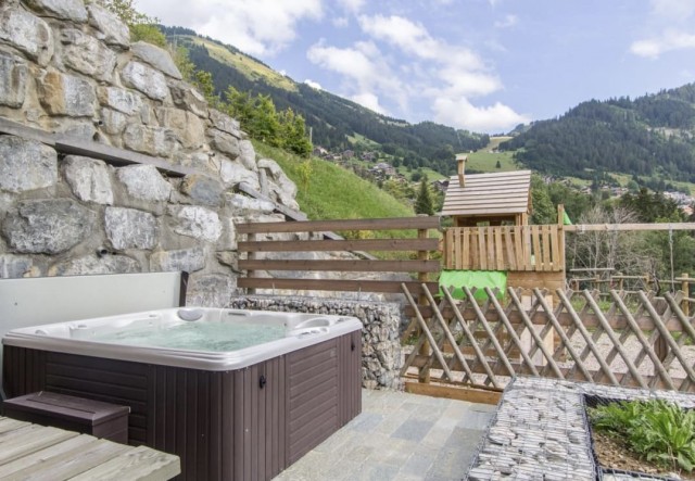 Appartement la Belette Jacuzzi exterieur Châtel