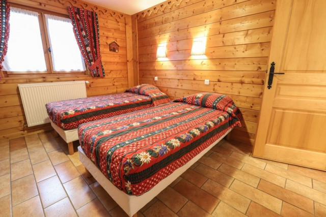 Apartment La Cabane du Bas, bedroom, Châtel Les Portes du Soleil