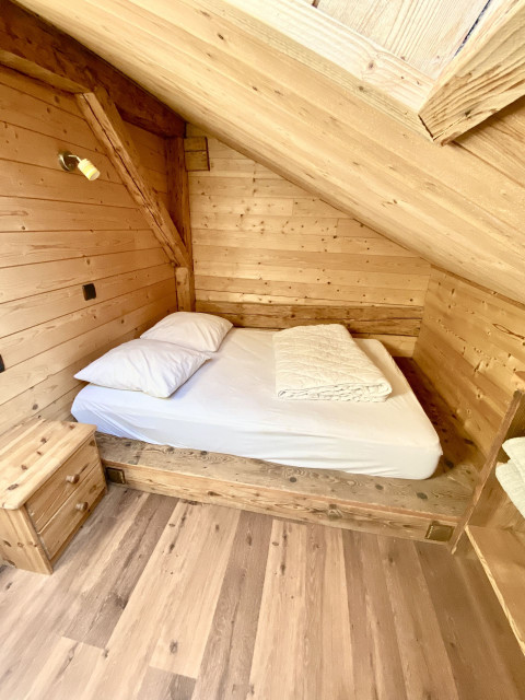 Appartement La Miette Etage Chambre 2 lits doubles , Châtel Télésiège 74