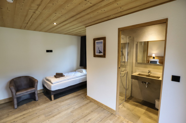 Appartement le Biwak dans chalet la Cascade, Châtel, Chambre 1