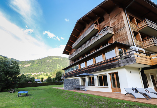 Apartment le Sommet in chalet la Cascade, Châtel, Summer