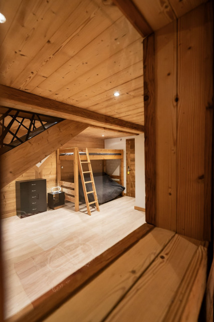 Apartment Le Terroit, sleeps 8, children's bedroom, Châtel Les Portes du Soleil