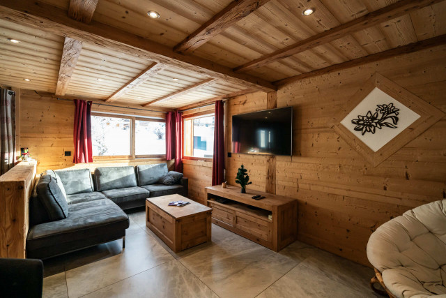 Apartment Le Terroit, sleeps 8, living room, Châtel Les Portes du Soleil