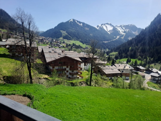Apartment Les Marguerites, Balcony view, Châtel Mountain village