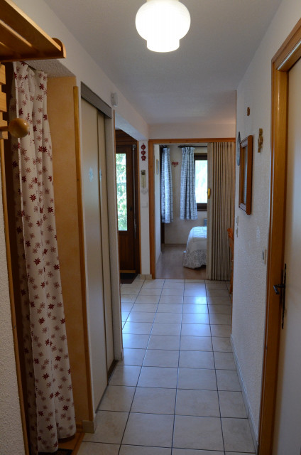 Apartment Les Sorbiers 002, corridor, Châtel Les Portes du Soleil