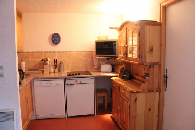 Apartment Les Sorbiers 009 Kitchen Châtel