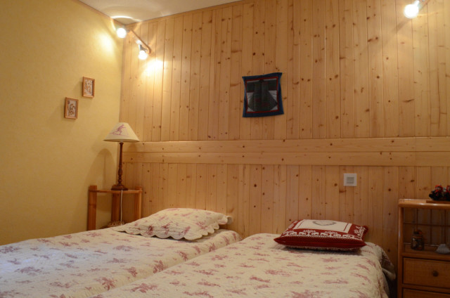 Apartment The Sorbiers n°7, Bedroom 2 single bed, Châtel Raclette 74